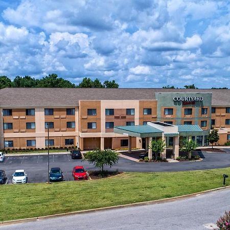 Courtyard By Marriott Troy Hotel Exterior photo